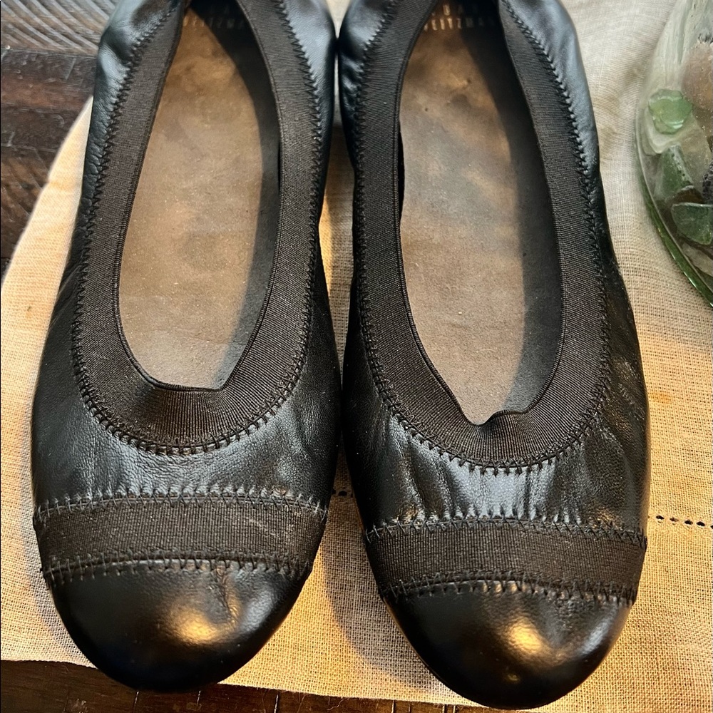 Stuart Weitzman Black Leather Flats